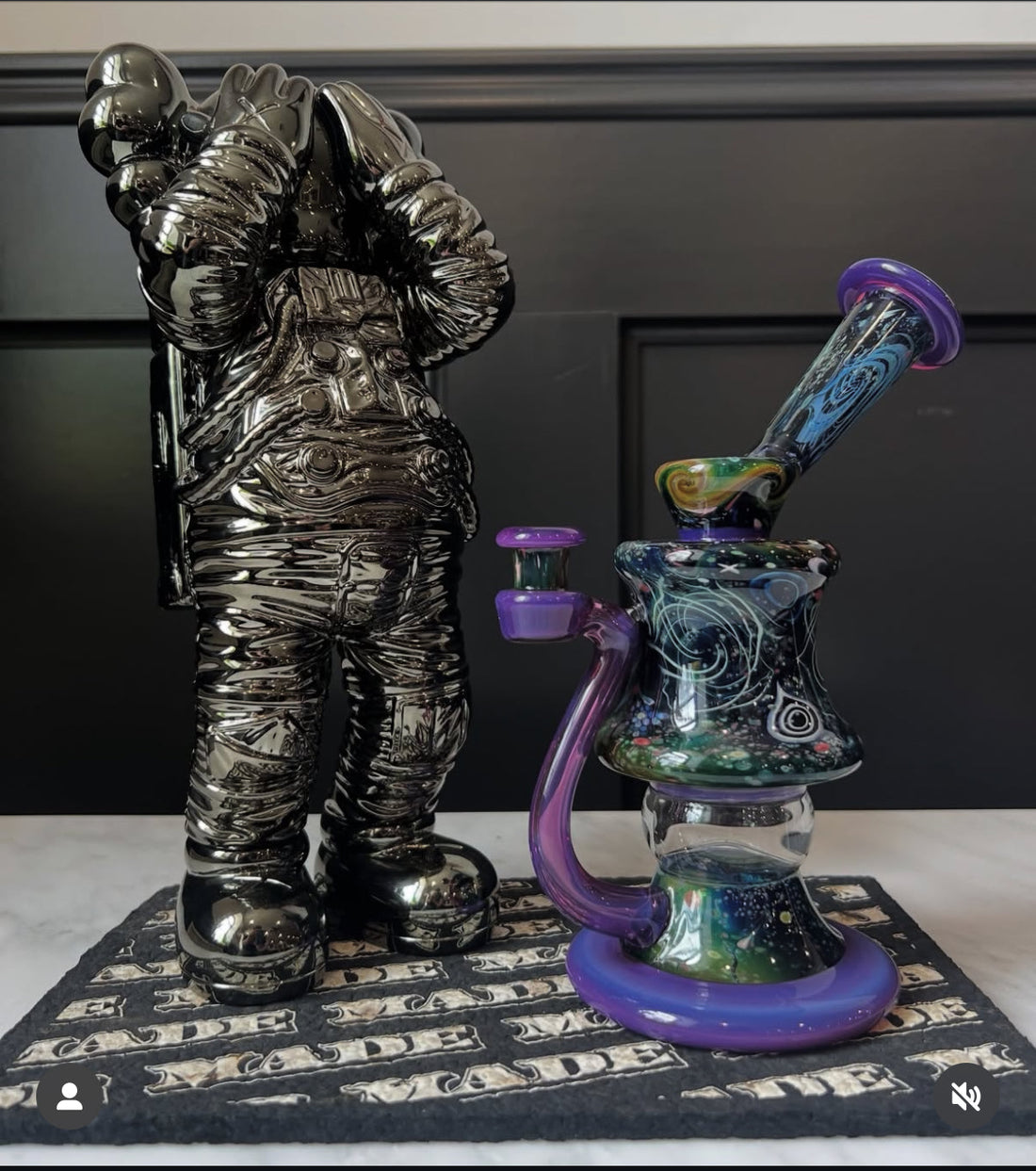 FEATURES0419.25 - WALMOT x N8 IG4.0 SPACE BLOOPER